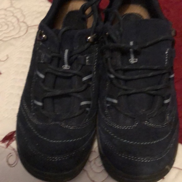 earth orthopedic shoes